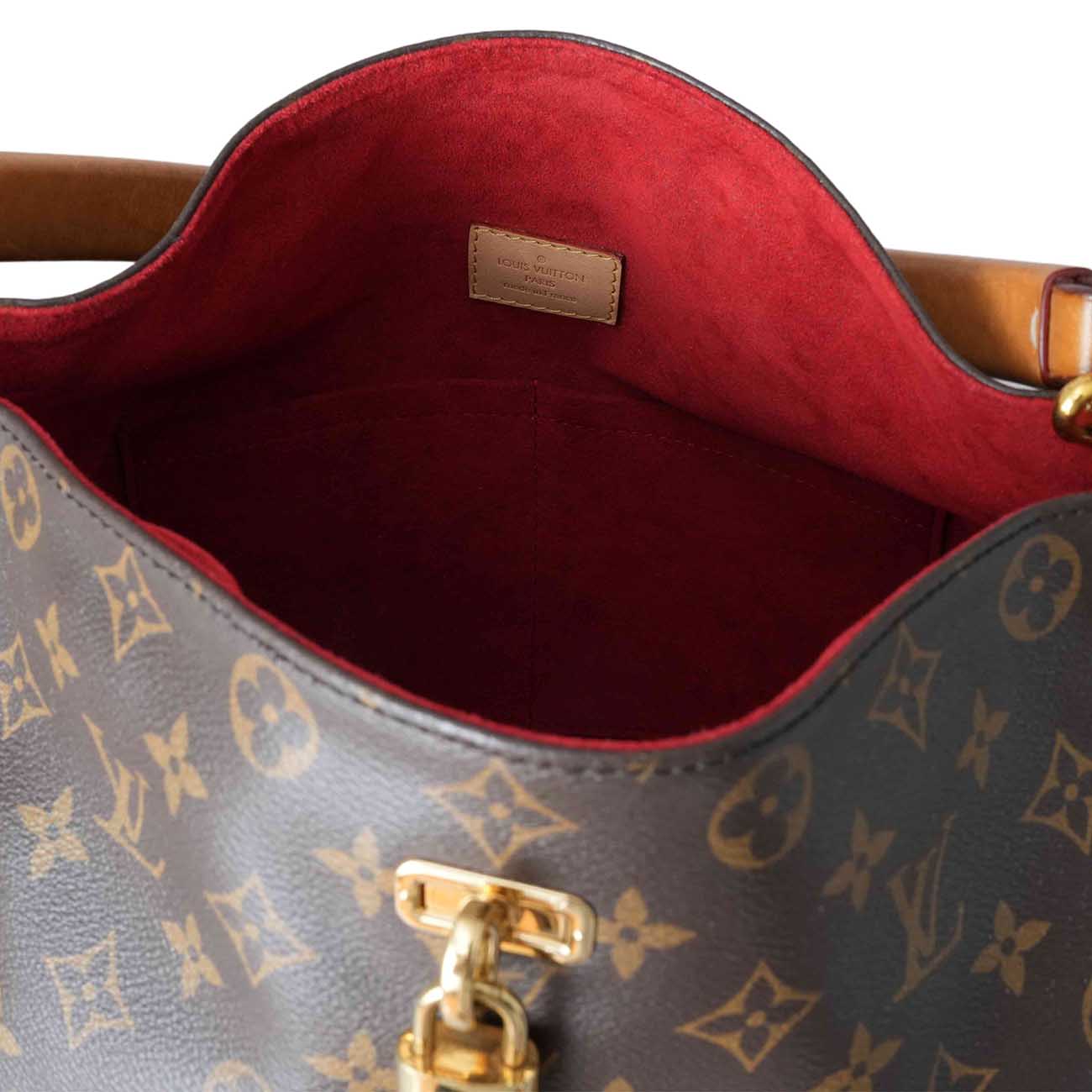 LOUIS VUITTON(USED)루이비통 모노그램 가이아 숄더백
